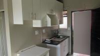 Kitchen - 7 square meters of property in Fleurhof