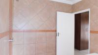 Main Bathroom - 7 square meters of property in Melodie