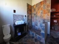 Main Bathroom of property in Saxilby