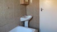 Bathroom 1 - 4 square meters of property in Olievenhoutbos