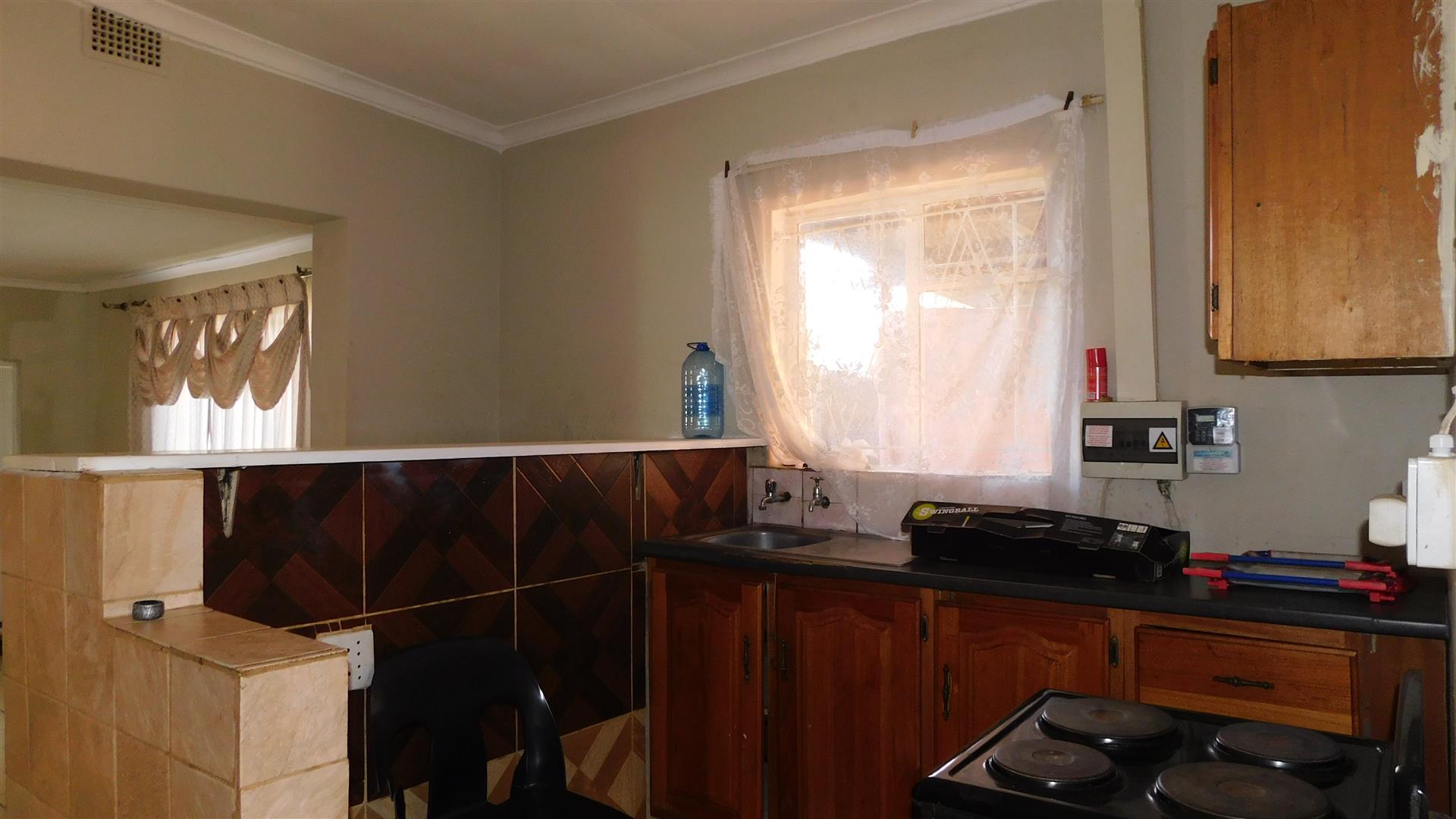 Kitchen - 21 square meters of property in Mountain View