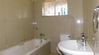 Bathroom 1 - 7 square meters of property in Mountain View