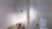 Bathroom 1 - 7 square meters of property in Mountain View