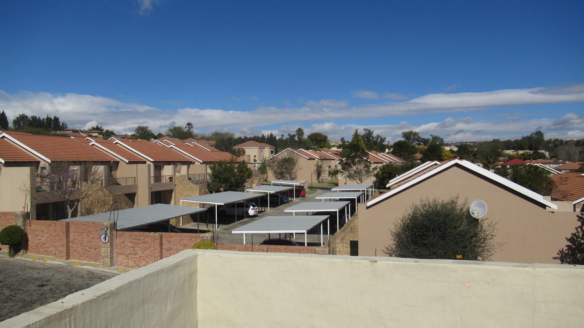 Balcony - 58 square meters of property in Johannesburg North