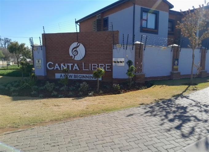 Standard Bank SIE Sale In Execution 3 Bedroom Sectional Title for Sale in Terenure - MR576487