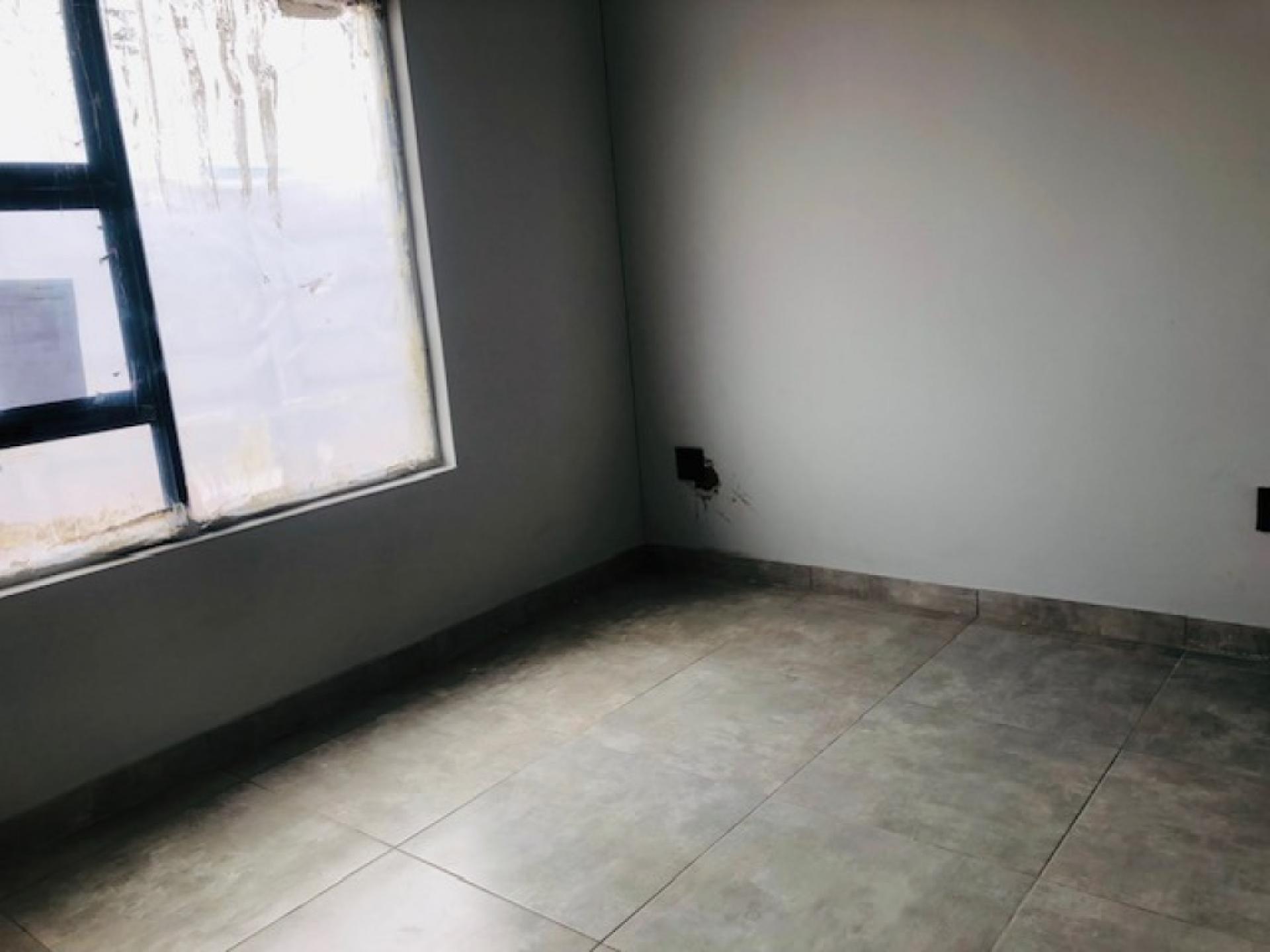  of property in Vosloorus