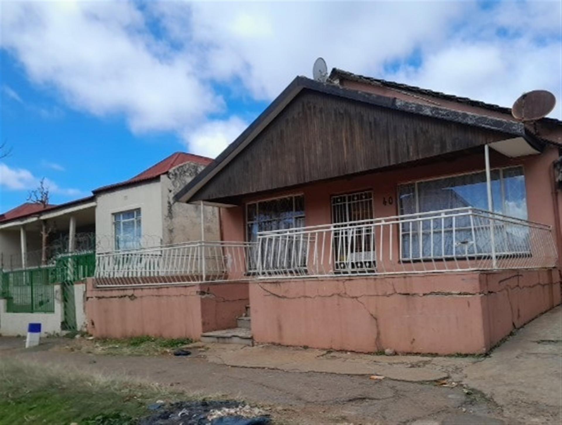 Front View of property in Bertrams