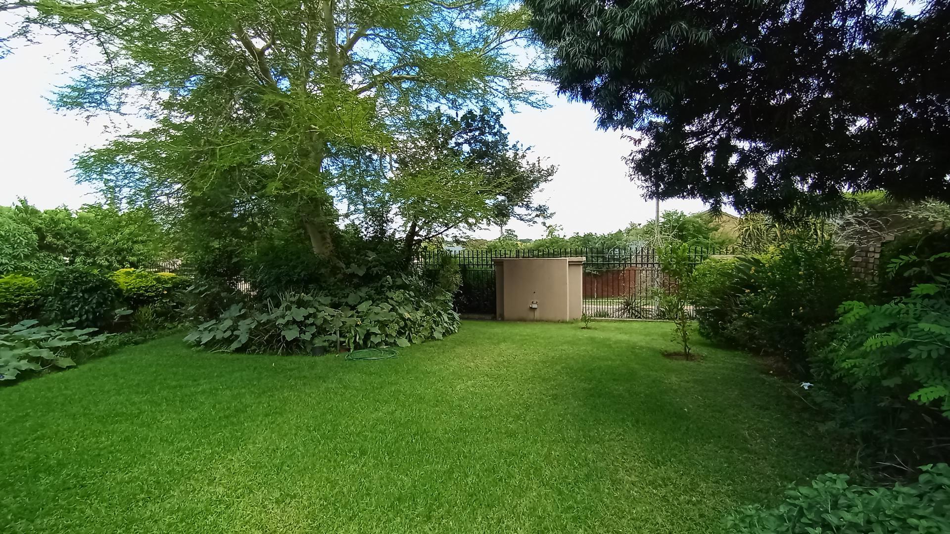 Garden of property in Waterkloof Ridge