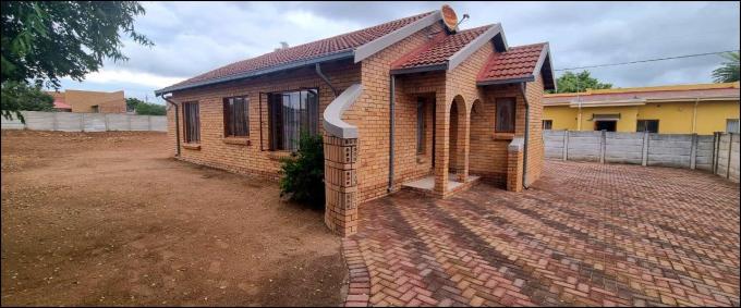 3 Bedroom House for Sale For Sale in Bendor - MR576615