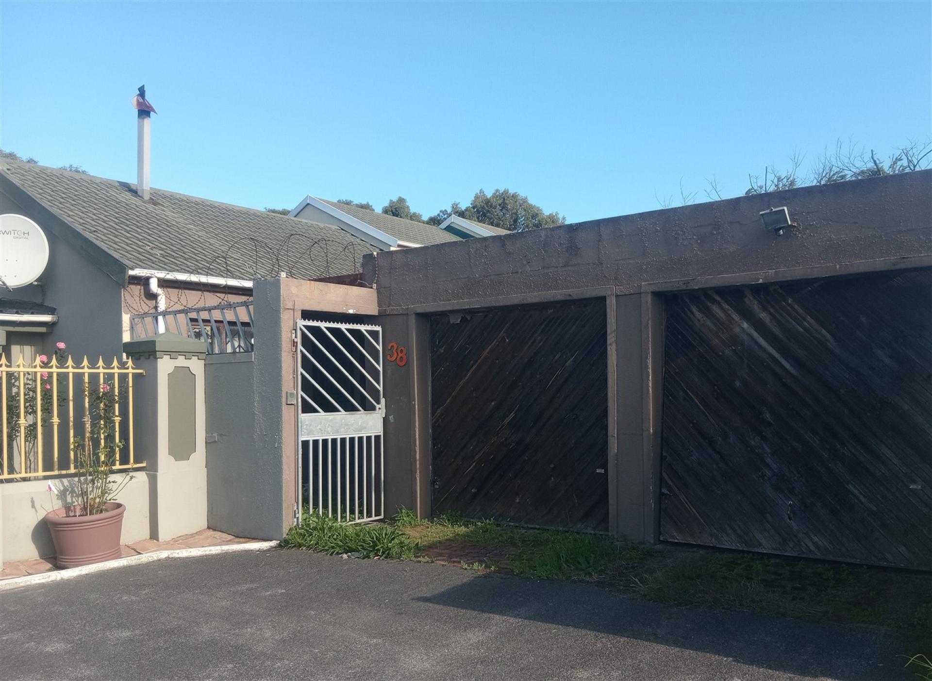 Front View of property in Ottery