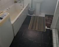 Bathroom 1 of property in Elspark