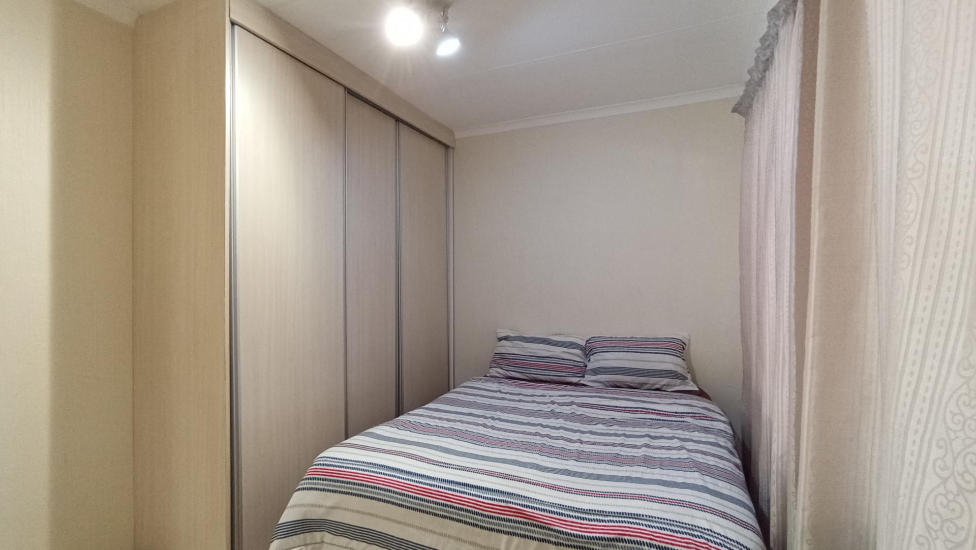 Bed Room 3 - 10 square meters of property in Northwold