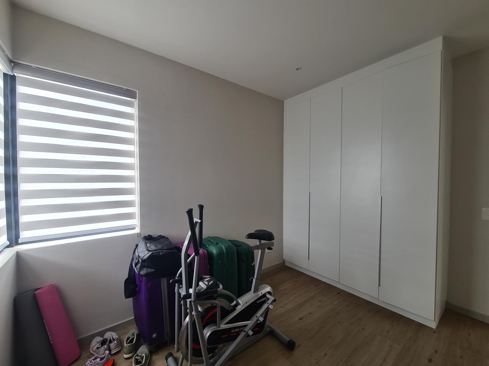 Bed Room 2 - 12 square meters of property in Lone Hill