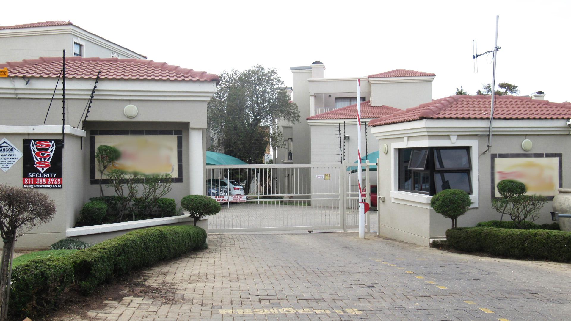 Front View of property in Northwold
