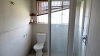 Bathroom 1 - 6 square meters of property in Croydon