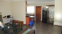 Lounges - 23 square meters of property in Rensburg