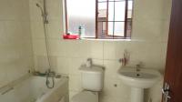 Bathroom 1 - 5 square meters of property in Rensburg