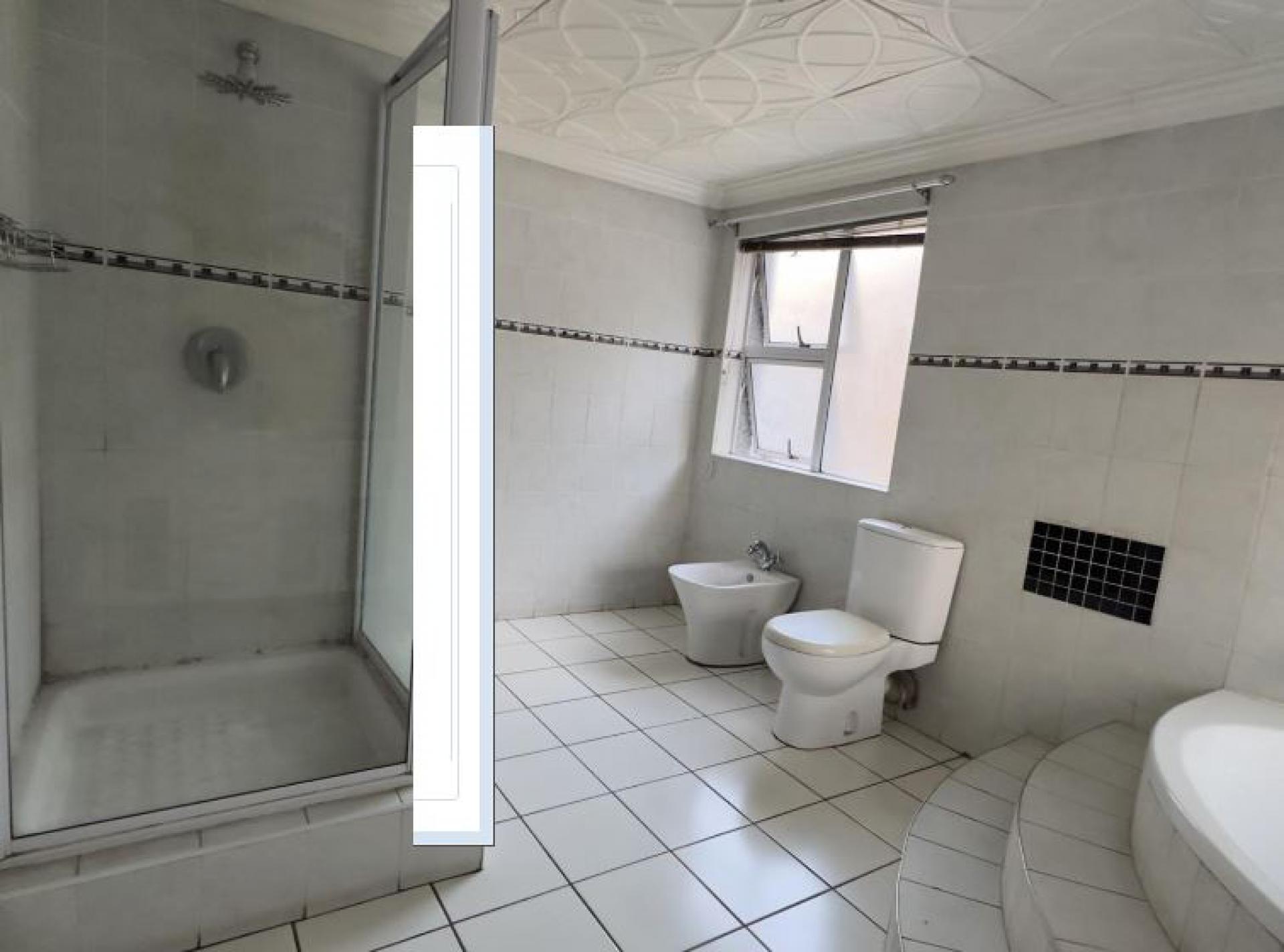  of property in Glenvista