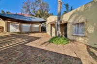  of property in Glenvista