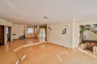  of property in Glenvista