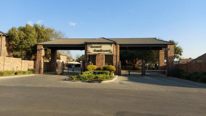 2 Bedroom Apartment for Sale For Sale in Brakpan - MR577248