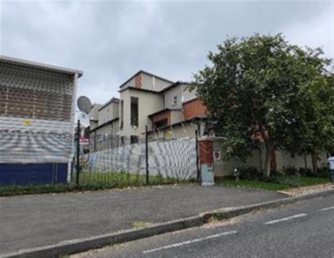 Standard Bank SIE Sale In Execution House for Sale in Lone Hill - MR577289