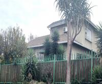 Front View of property in Woodmere