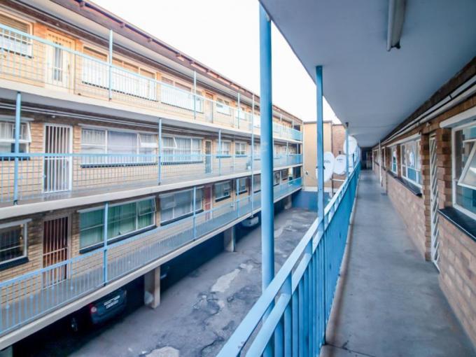 2 Bedroom Apartment for Sale For Sale in Kempton Park - MR577415