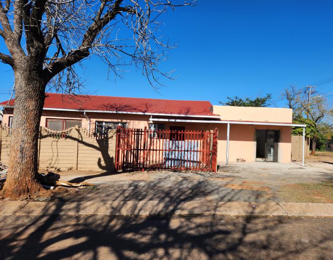 3 Bedroom House for Sale For Sale in Danville MR577496 M