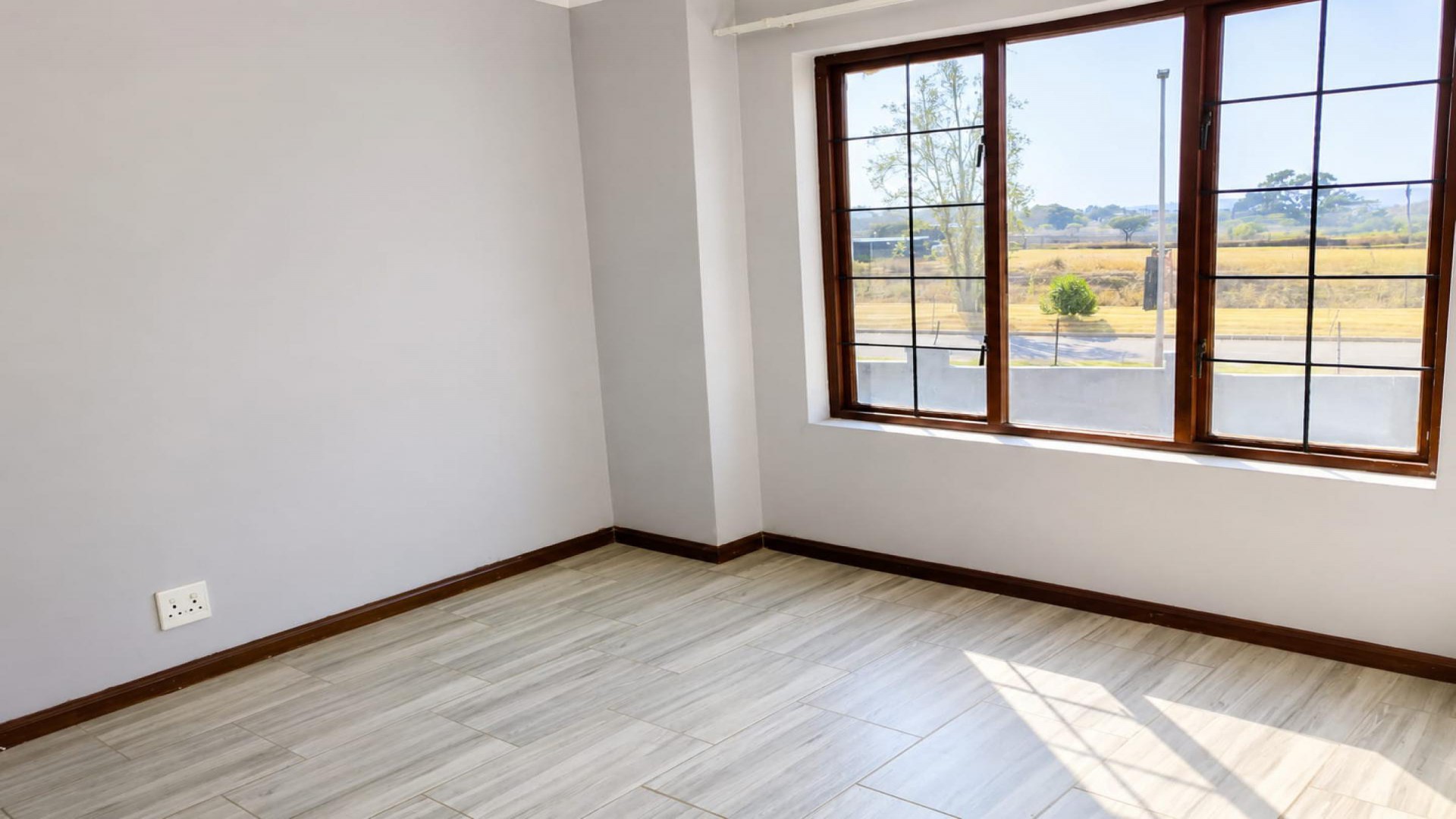 Bed Room 2 of property in Erand Gardens