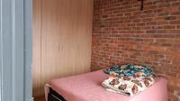 Bed Room 2 - 13 square meters of property in Woodstock