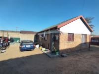 Front View of property in Kaalfontein