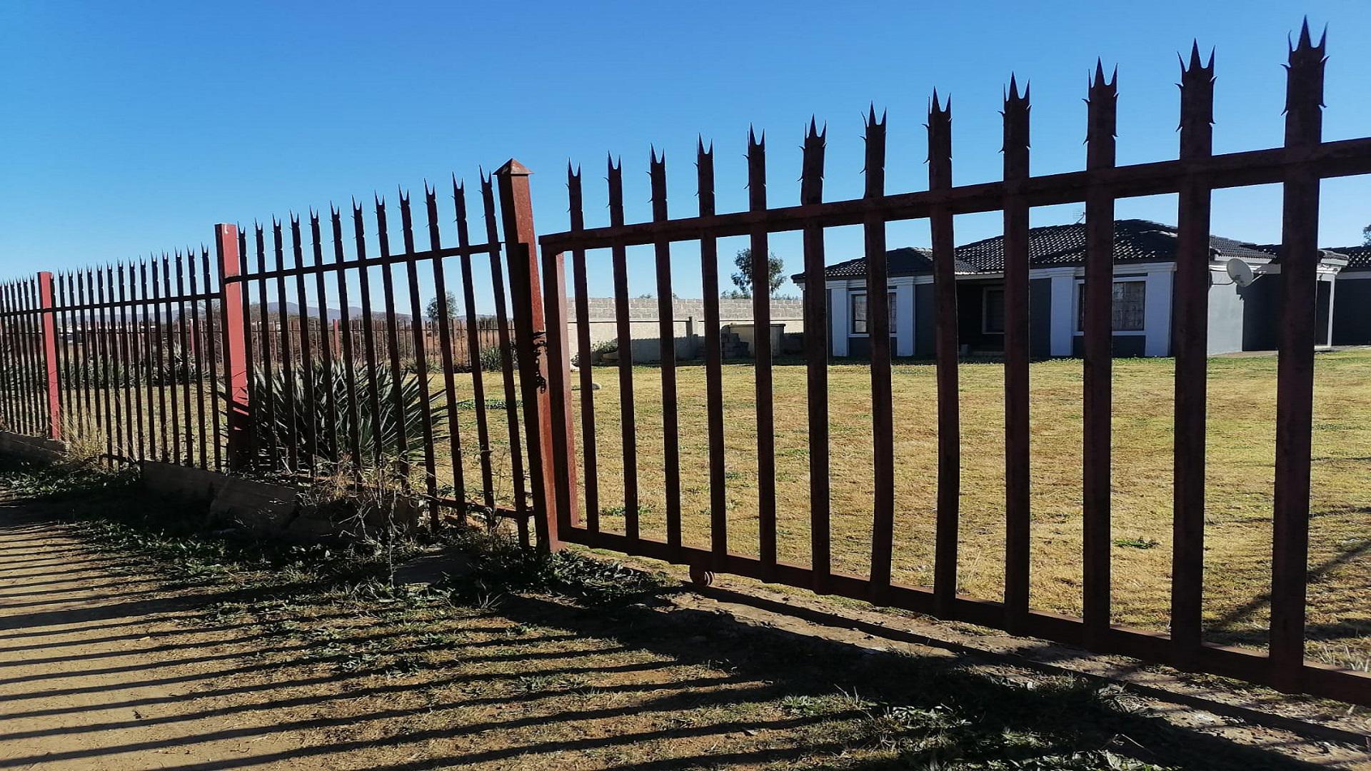 Front View of property in Lydenburg