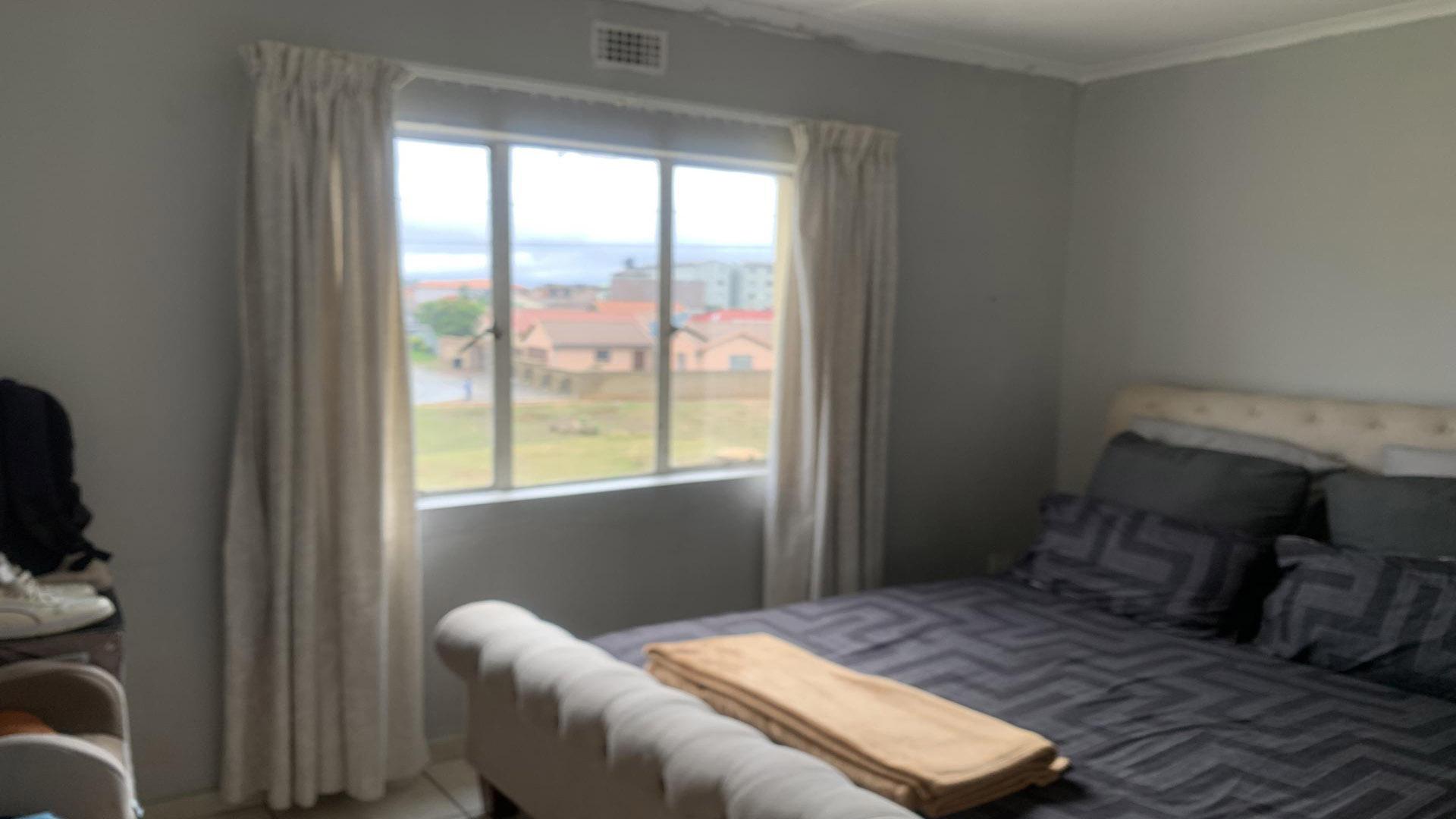 Bed Room 2 of property in Fleurhof