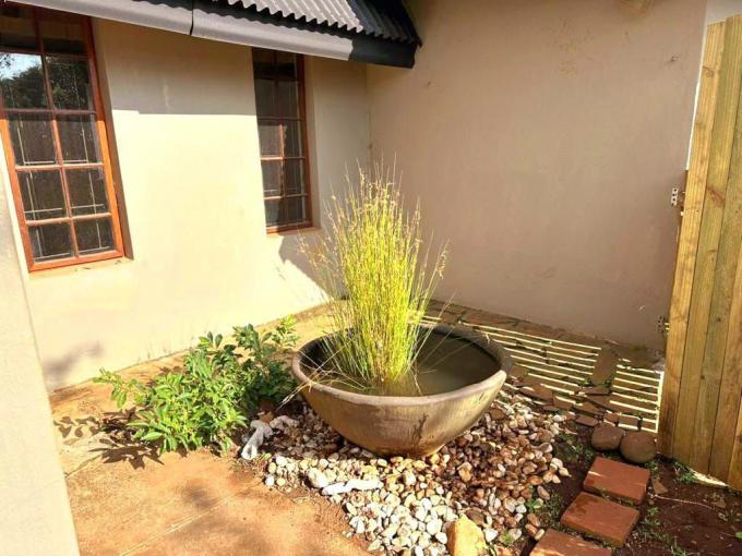 2 Bedroom Apartment to Rent in Crestholme - Property to rent - MR577769