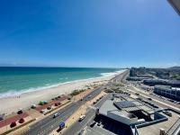  of property in Bloubergstrand