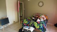 Bed Room 2 - 18 square meters of property in Bloubosrand