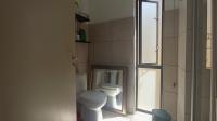 Bathroom 1 - 5 square meters of property in Northcliff