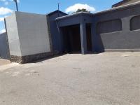 Front View of property in Westbury