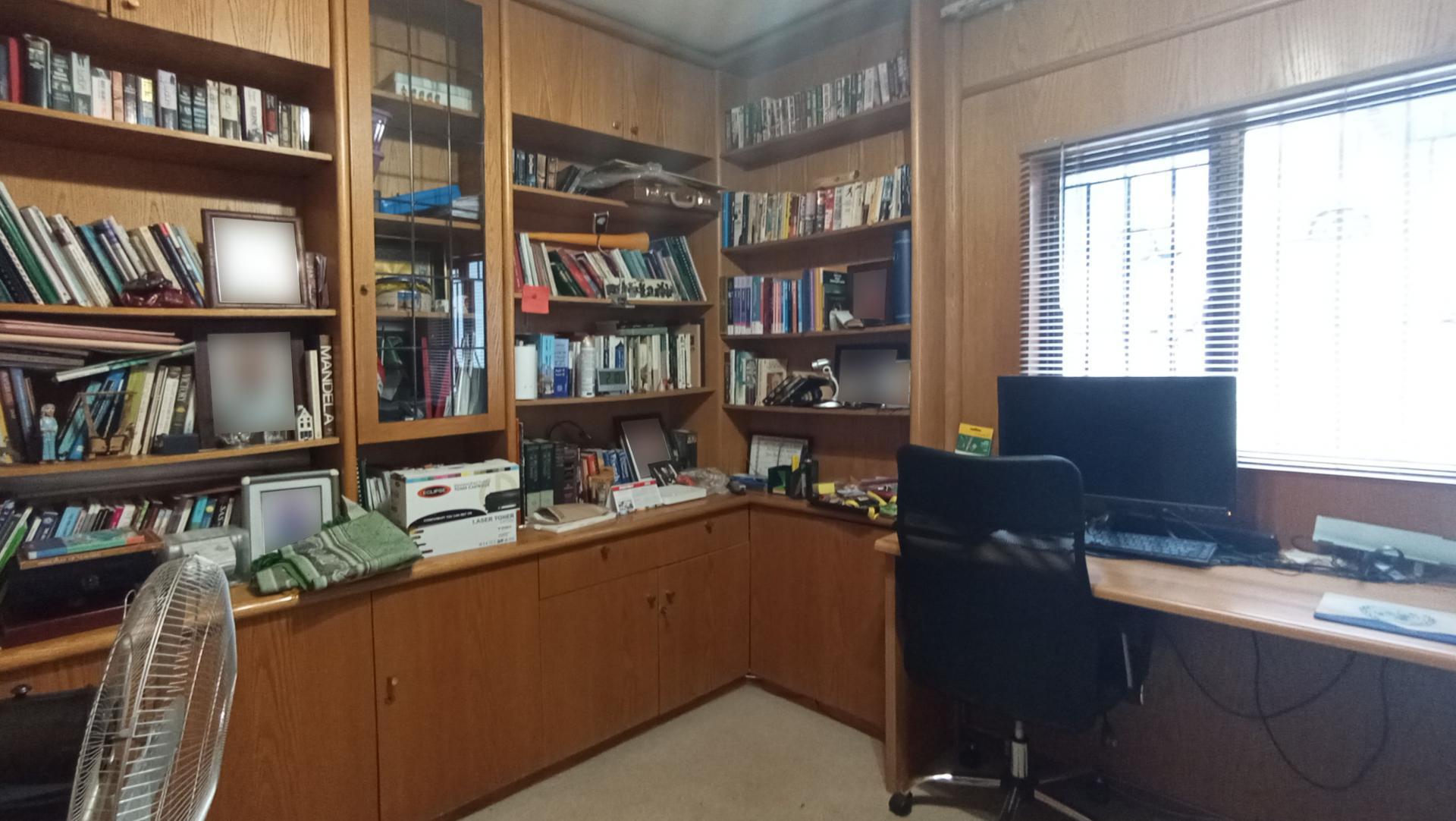 Study - 14 square meters of property in Northcliff