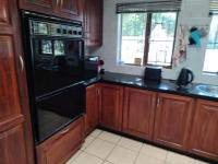 Kitchen - 49 square meters of property in Northcliff