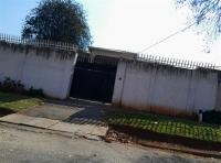 Front View of property in Bezuidenhout Valley