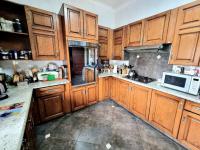  of property in De Deur