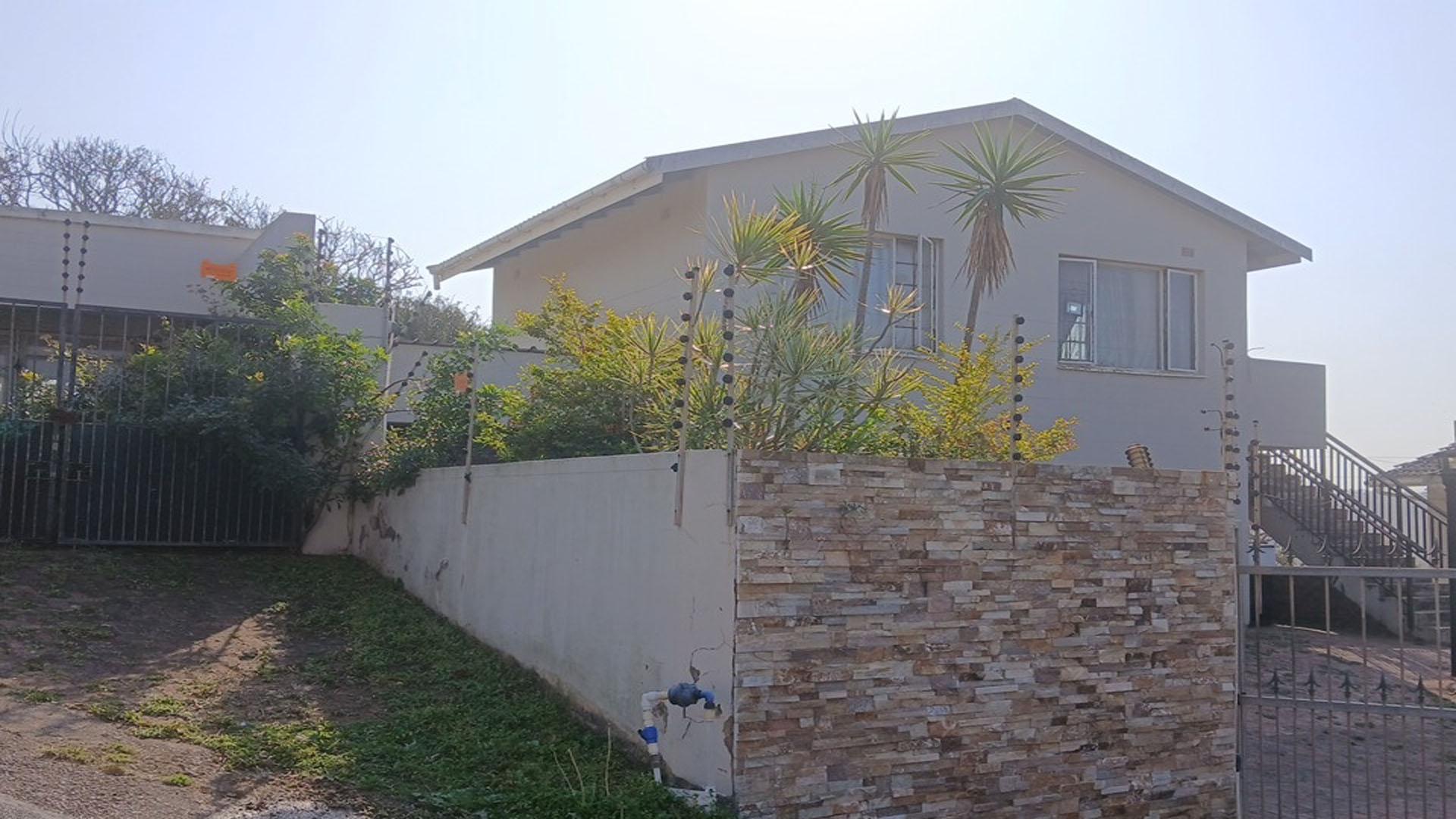 Front View of property in Amanzimtoti 