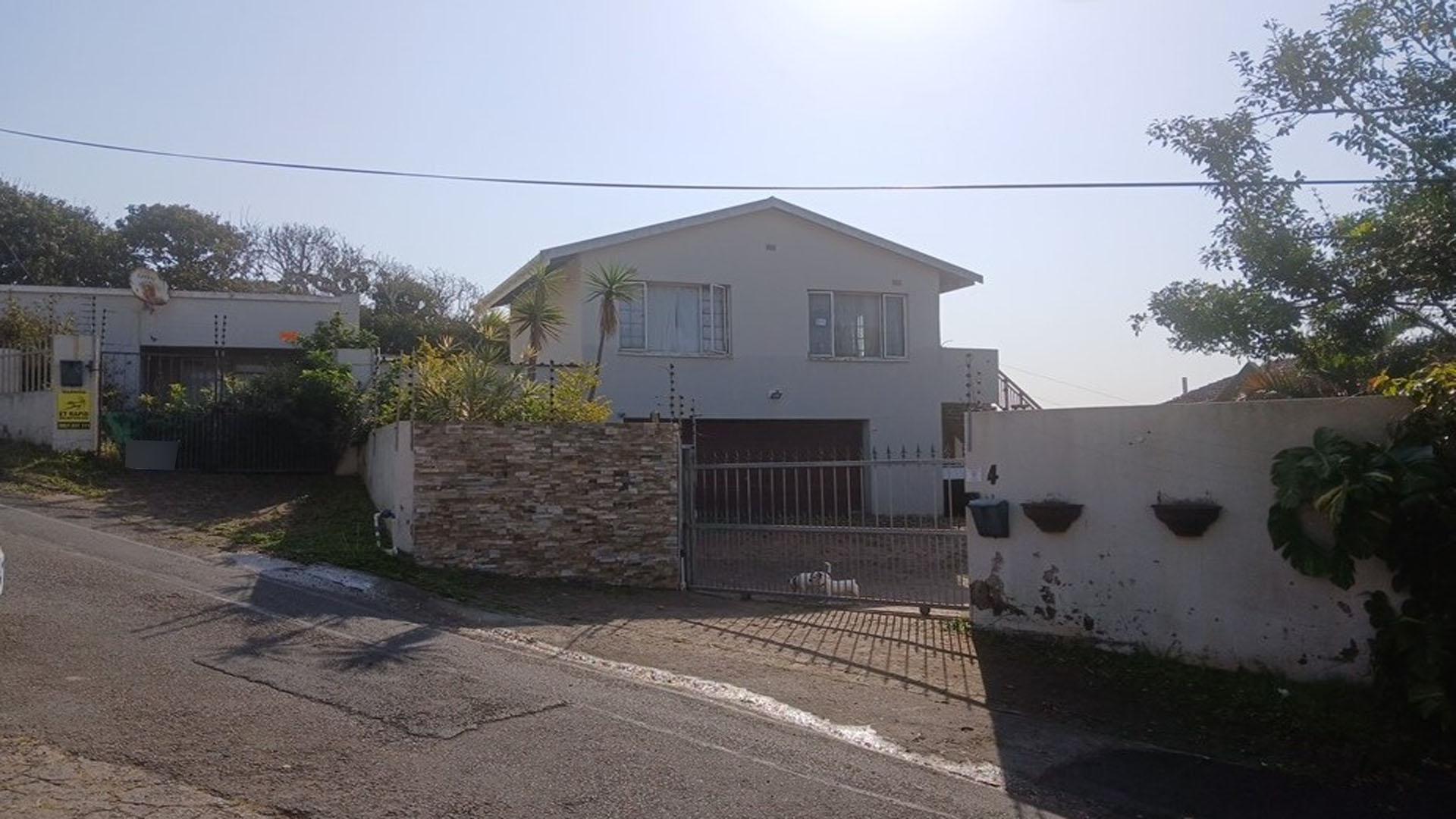 Front View of property in Amanzimtoti 