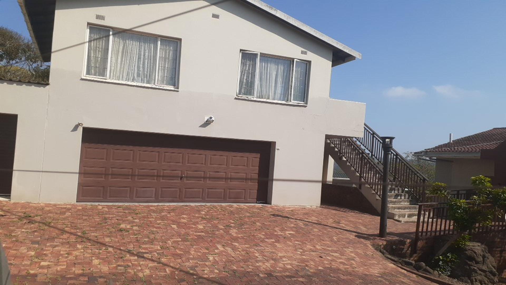Front View of property in Amanzimtoti 