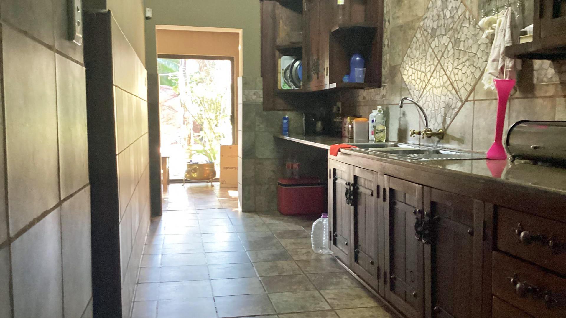 Scullery of property in Baysvalley