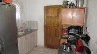 Kitchen - 6 square meters of property in Vereeniging