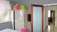 Bed Room 1 - 12 square meters of property in Bluff