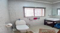 Bathroom 1 of property in Ermelo